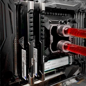  Patriot Viper Steel 8GB DDR4 3600 CL18 1.35V